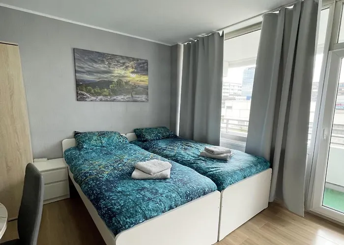 Work & In Appartement *