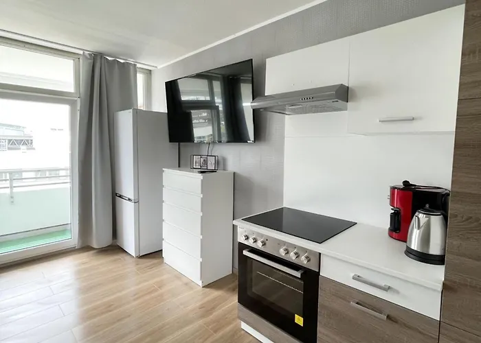 Work & In Appartement *